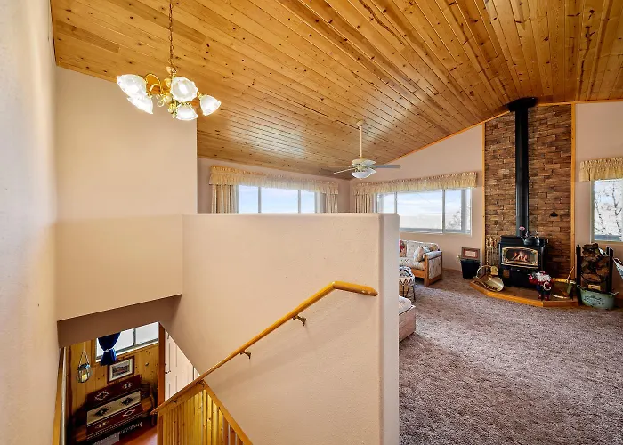 Breathtaking Backing The National Forest Holiday home Vernon