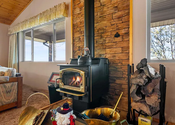 Breathtaking Backing The National Forest Holiday home Vernon