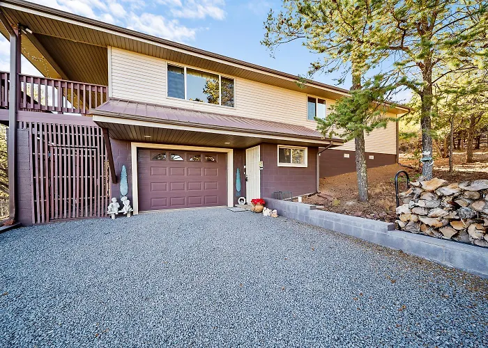Breathtaking Backing The National Forest Holiday home Vernon